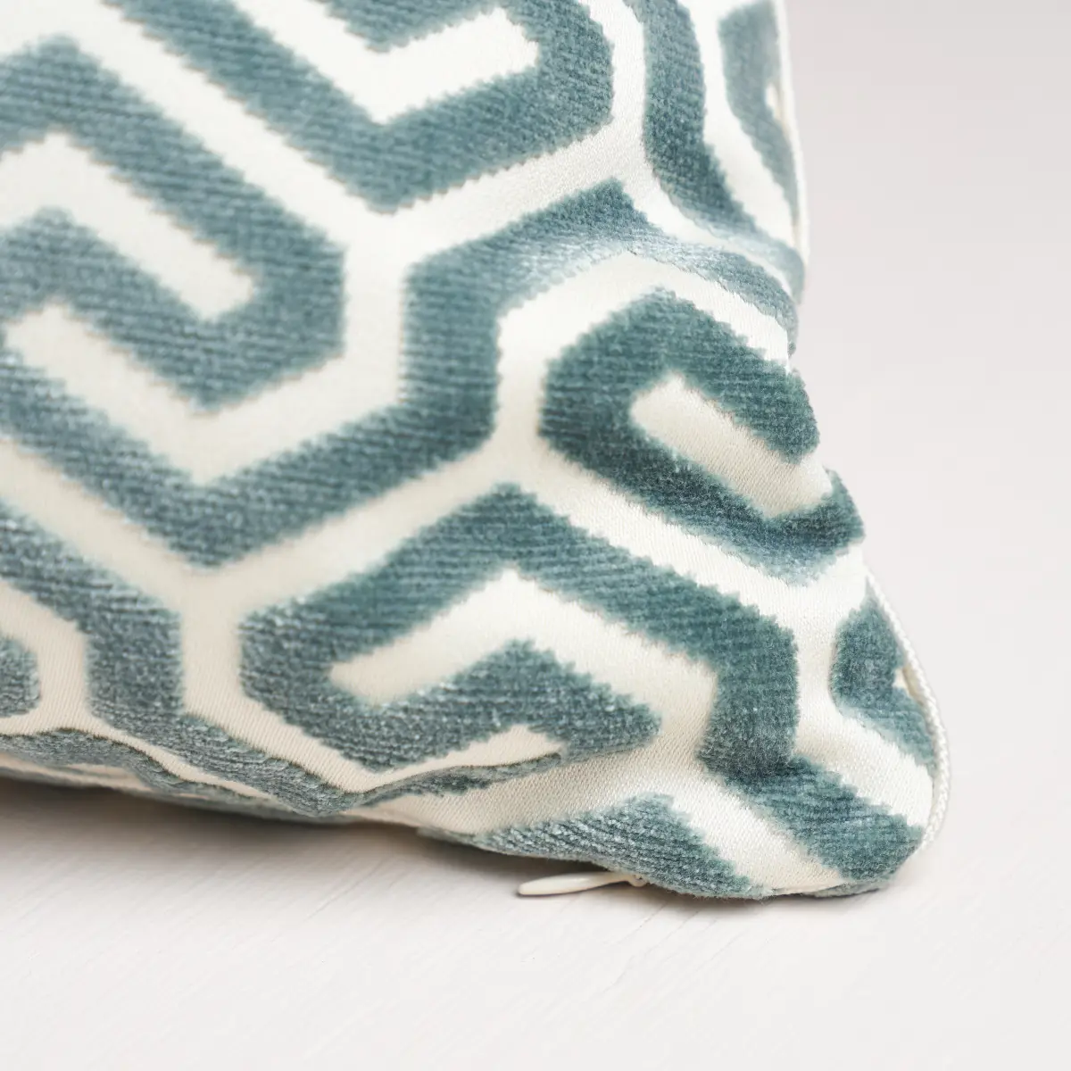 Ming Fret Velvet Pillow_ MINERAL & WHITE