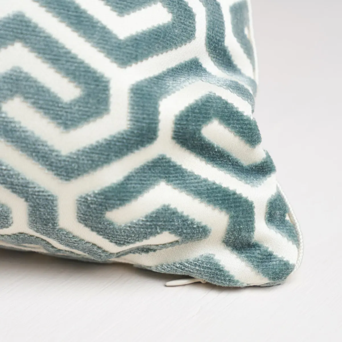 Ming Fret Velvet Pillow_ MINERAL & WHITE