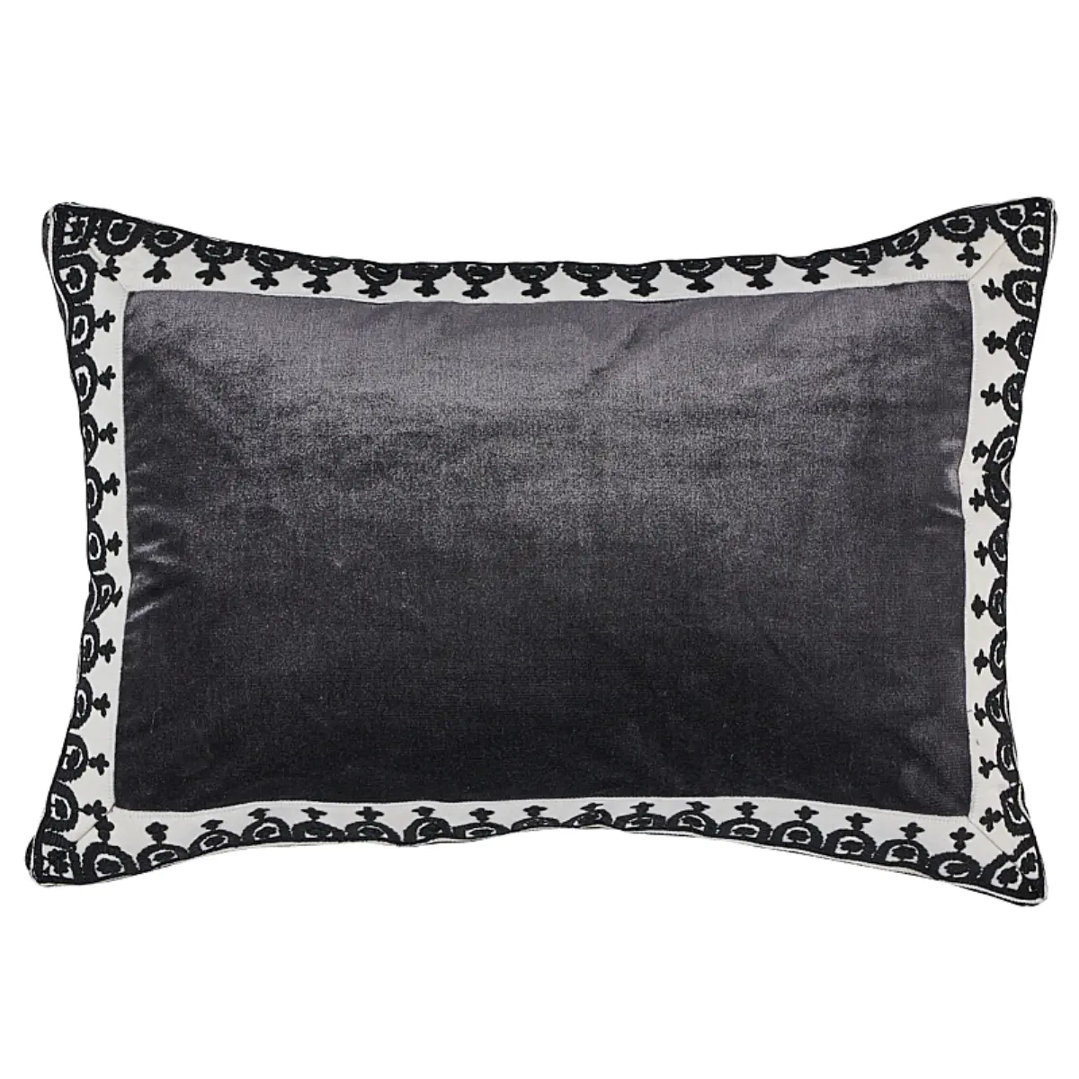 Noelia Pillow_ ONYX