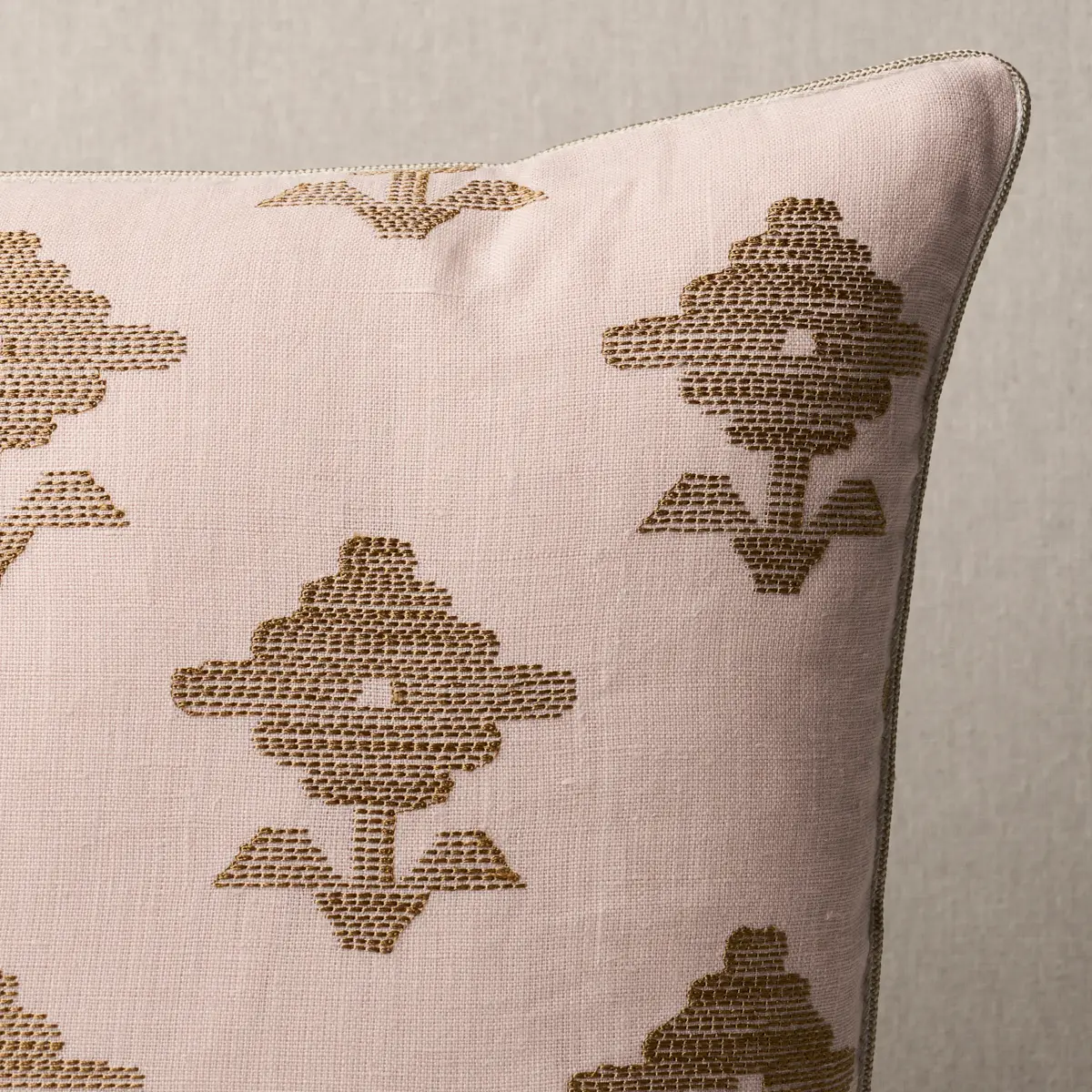 Rubia Embroidery Pillow_ BLUSH