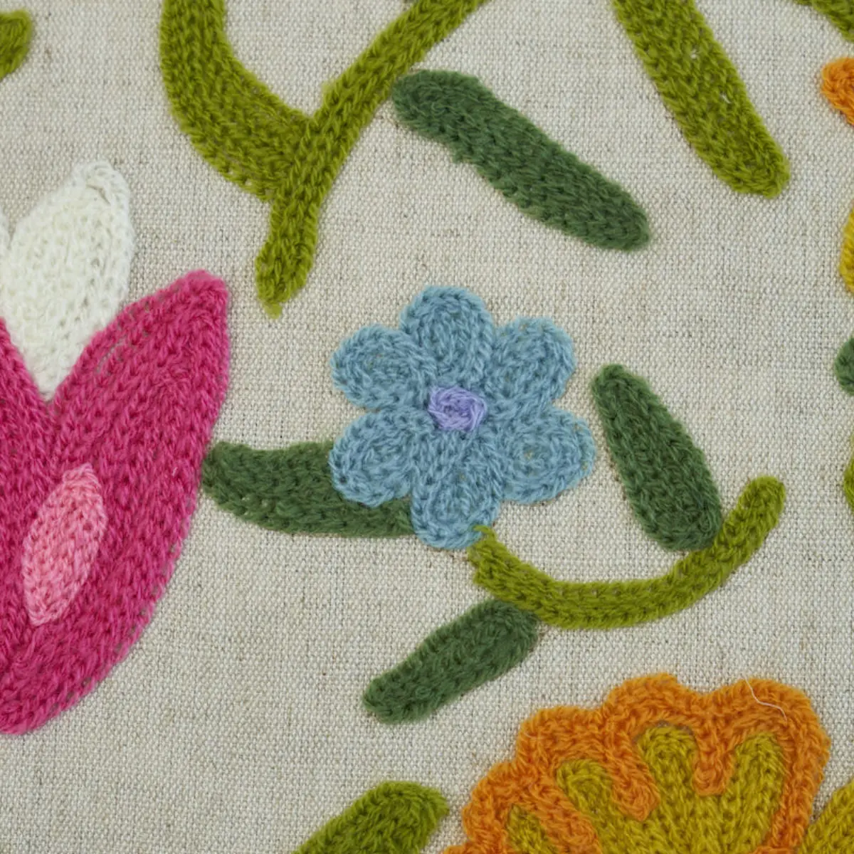 Crewel Garden Pillow_ MULTI