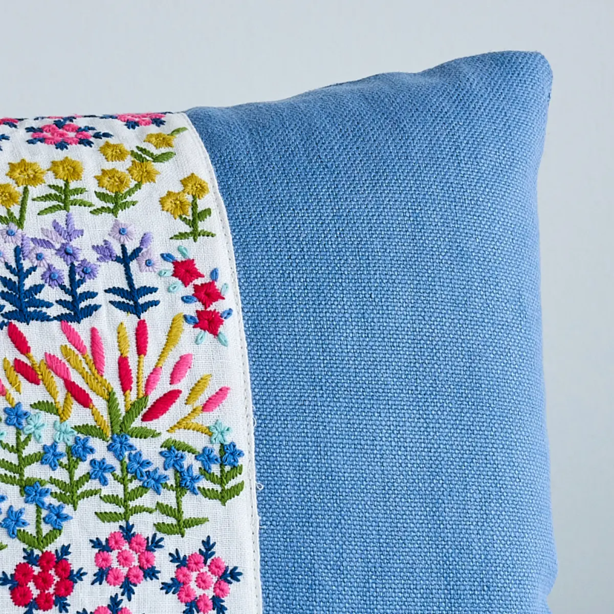 Lula Embroidered Pillow_ IVORY