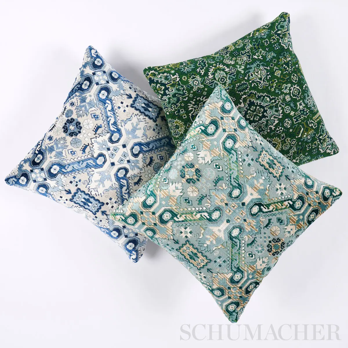 Pallay Épinglé Pillow_ EMERALD