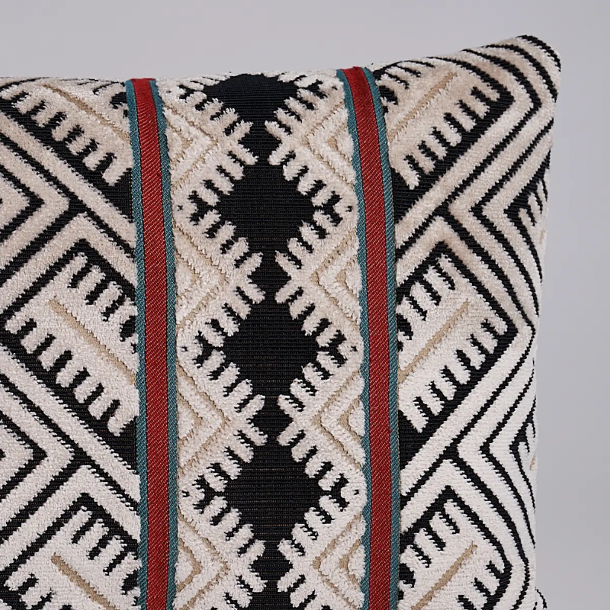 Parvin Velvet Pillow_ BLACK & IVORY