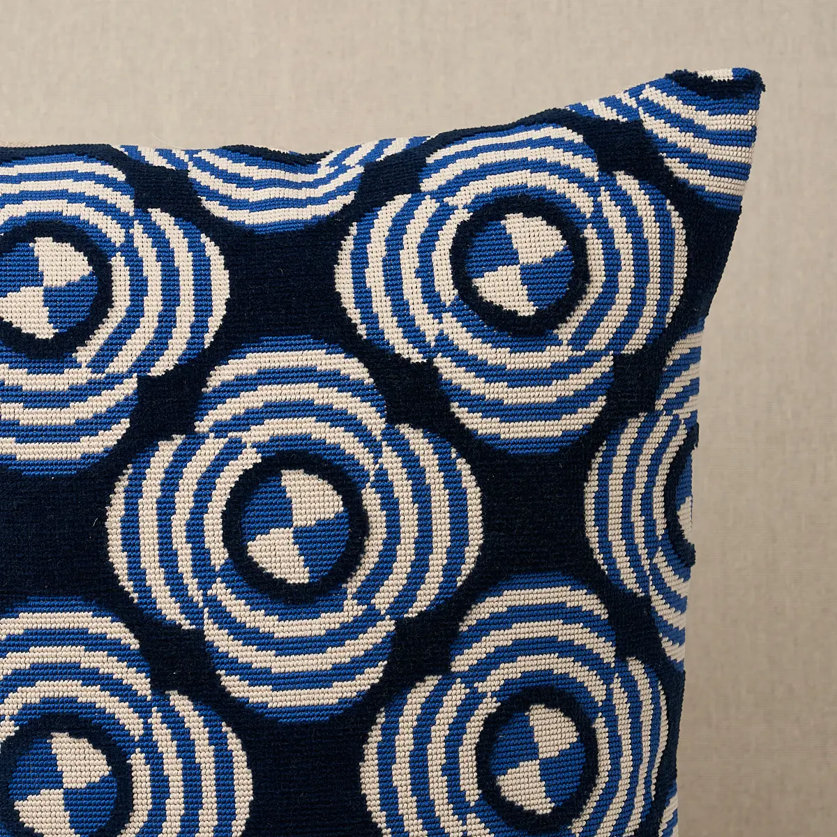 Le Moderne Cut Velvet Pillow_ COBALT