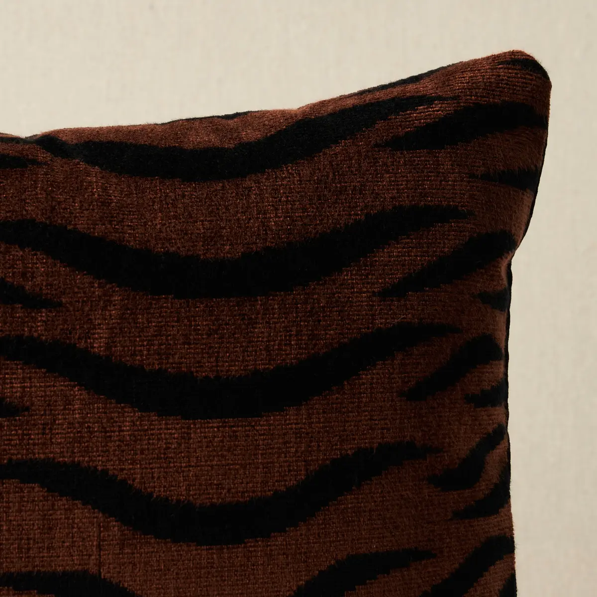 Sabi Tiger Velvet Pillow_ JAVA