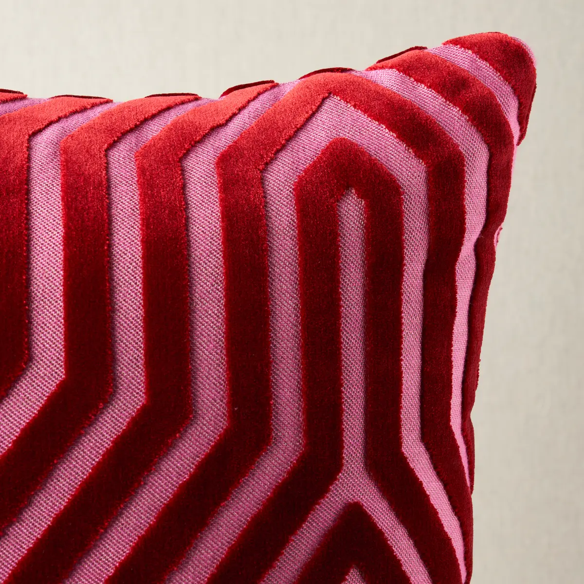 Vanderbilt Velvet Pillow_ FUCHSIA