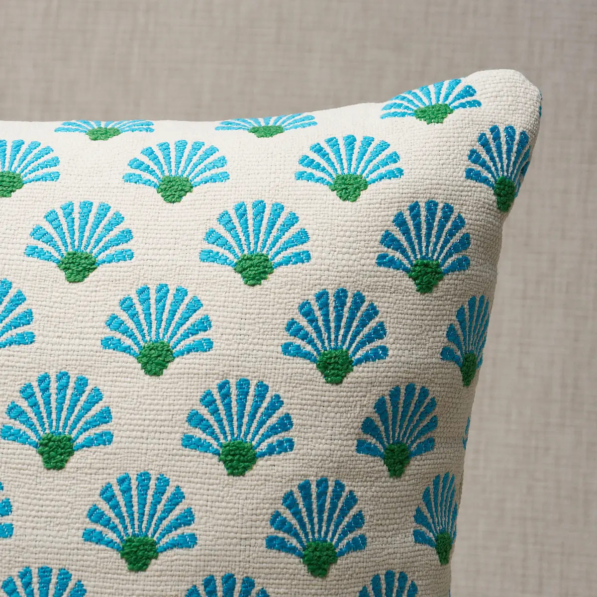 Bellini I/O Pillow_ LAGOON