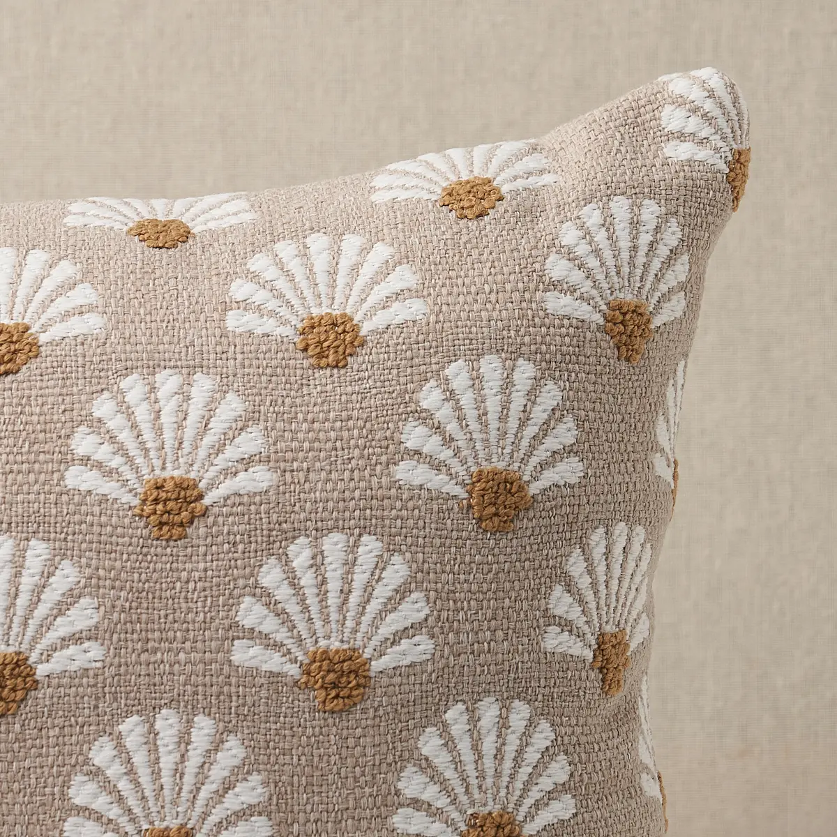 Bellini I/O Pillow_ SAND