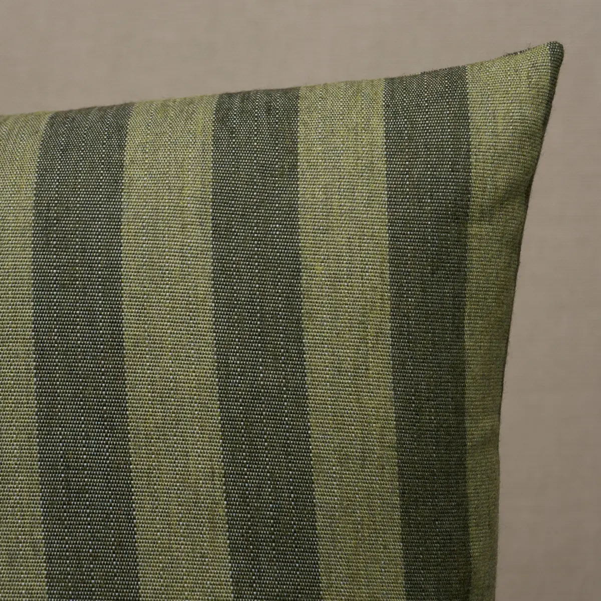 Hanson I/O Stripe Pillow_ GREEN