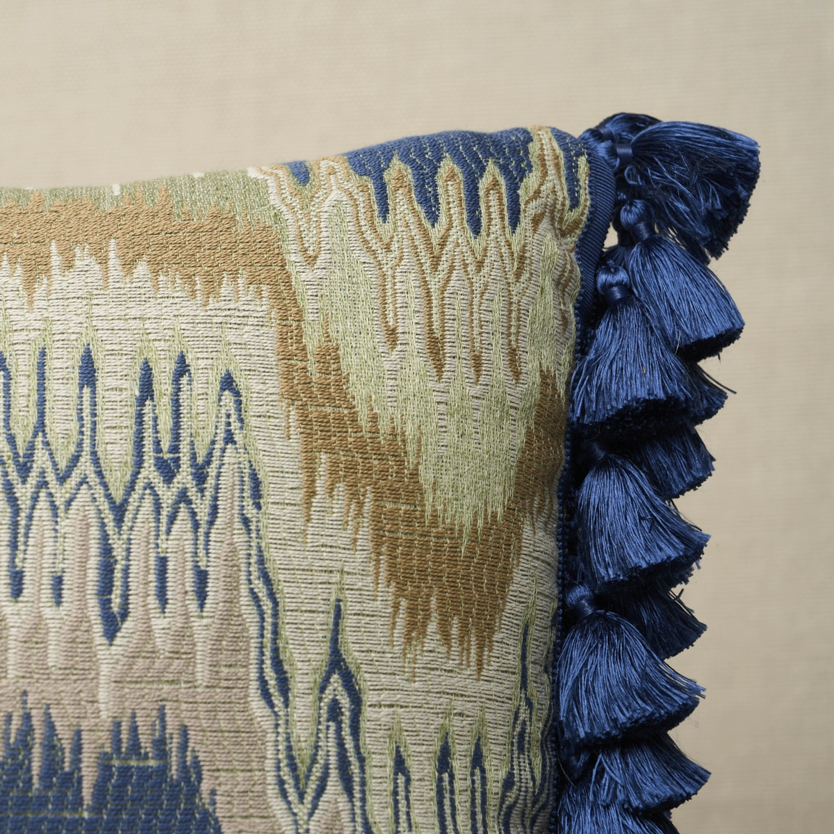 Elio Flamestitch Pillow_ INDIGO