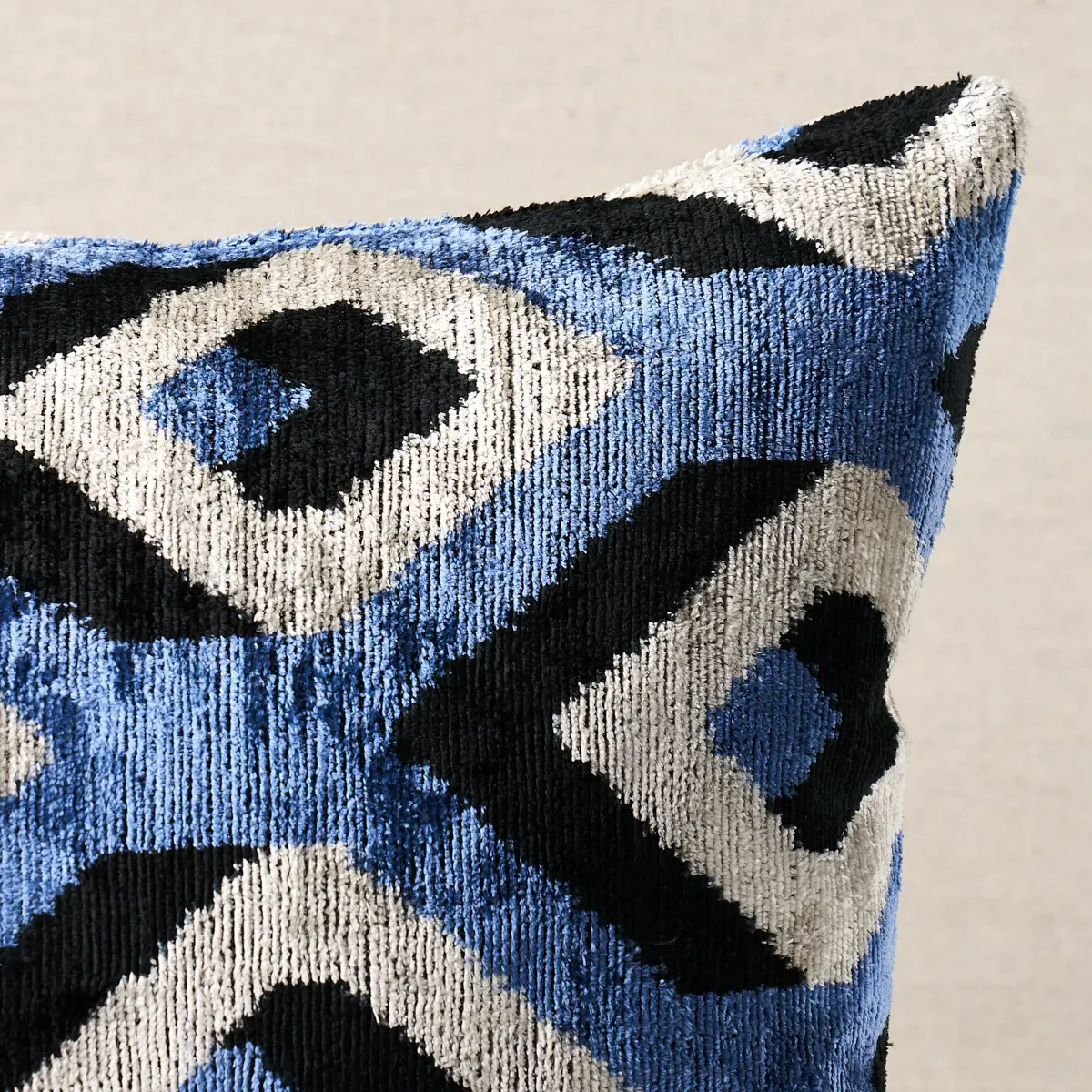 Mersin Silk Velvet Pillow_ BLUE & BLACK