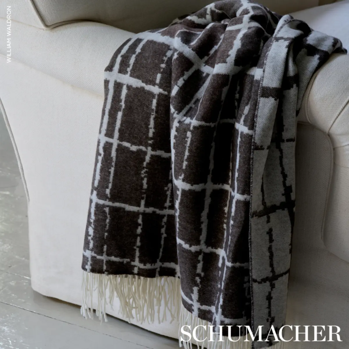 Plaid Throw_ BROWN