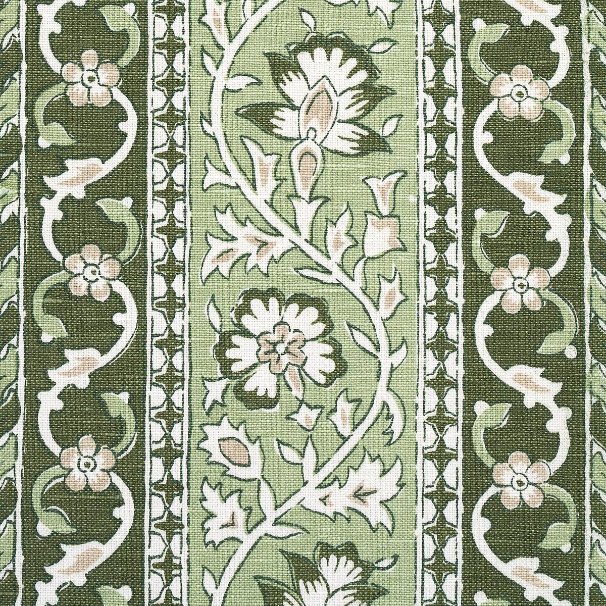 Ojai Paisley - Leaf Green Fabrics | Schumacher