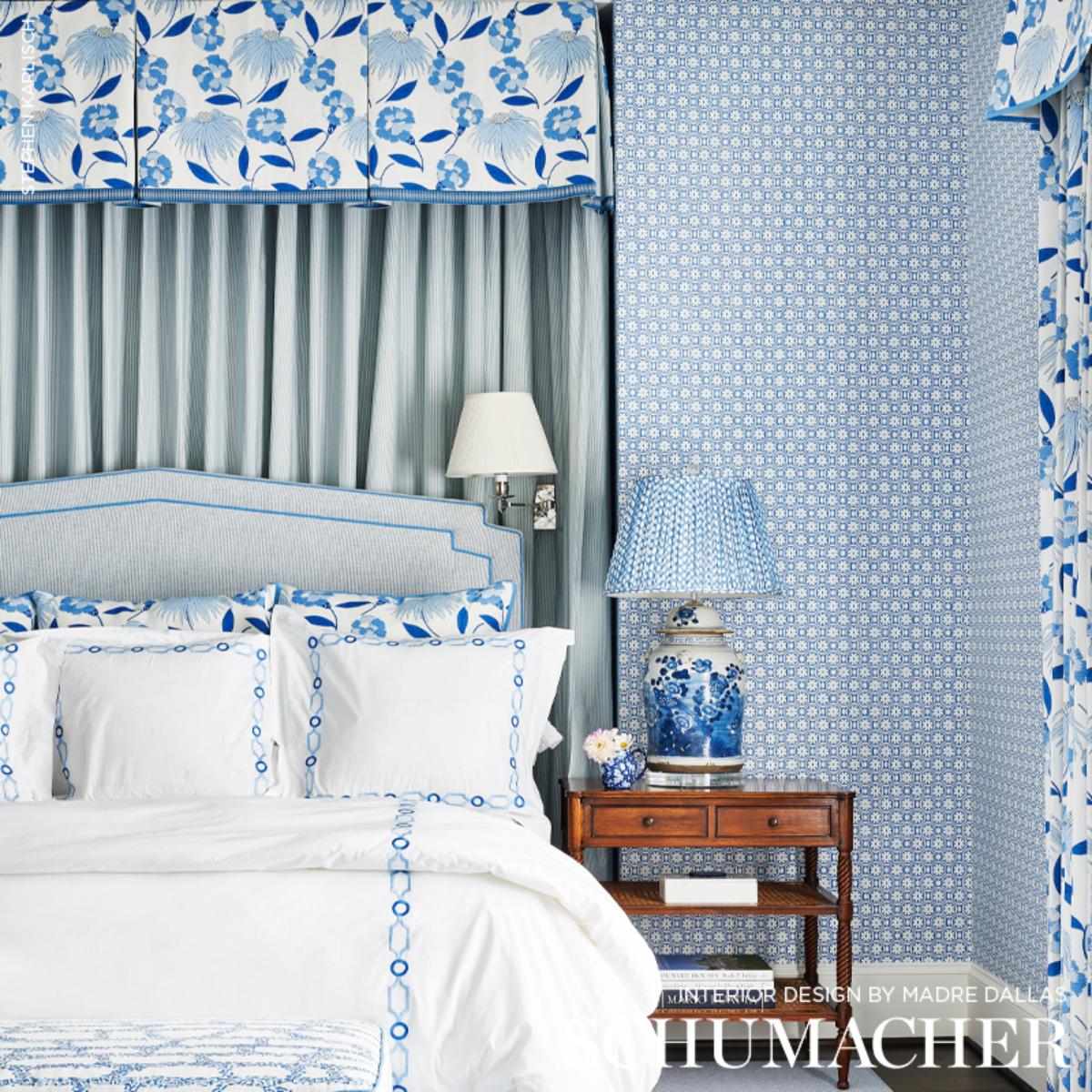 Bouquet Toss - Afternoon Blue Fabrics | Schumacher