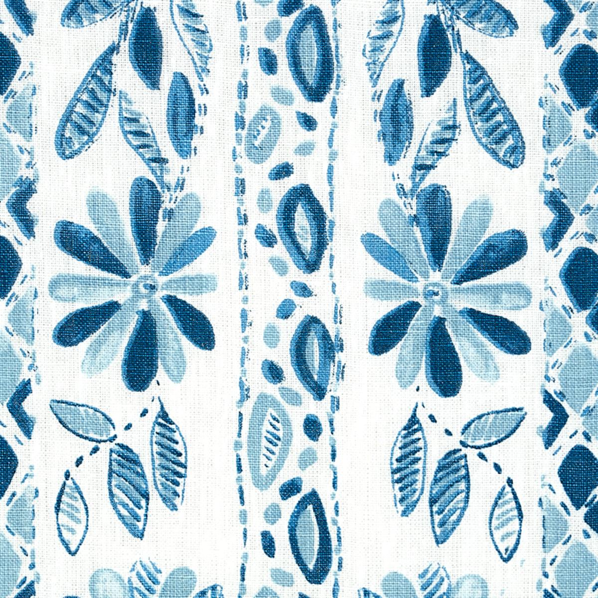 ノゾミ様SALE♡handmade♡♡もふもふわんちゃんバレッタブルー① Zinnia Handmade Print - Blue Fabrics | Schumacher
