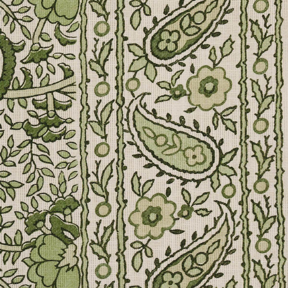 green leaves Daisy Indoor/Outdoor - Leaf Green Fabrics | Schumacher