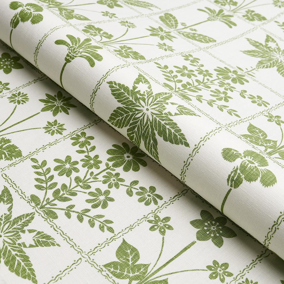 Georgia Wildflowers - Leaf Fabrics | Schumacher