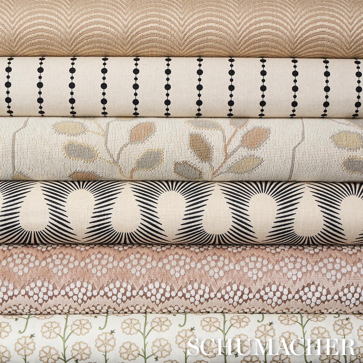 と*け様 新タランチュラ Page & Plant In Japan 6CD+1 Gardenia - Flax Wallpapers | Schumacher