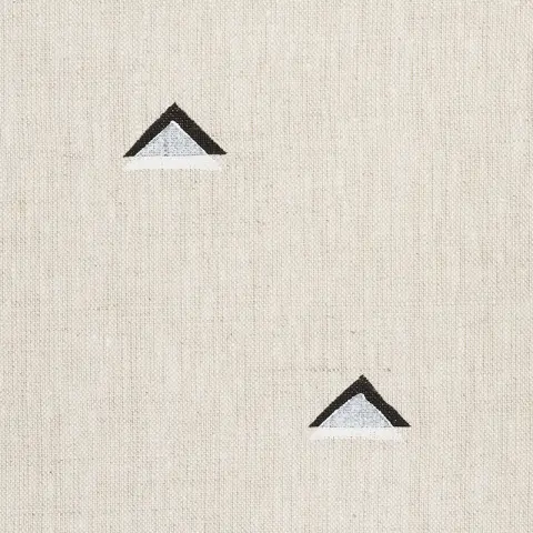 OVERLAPPING TRIANGLES HAND PRINT_ BLACK & WHITE