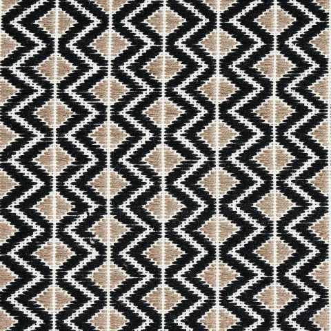 PINULA HAND WOVEN_ BLACK