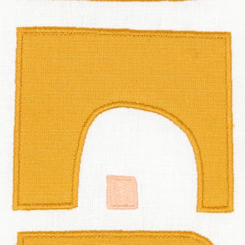 DEN APPLIQUÉ_ OCHRE