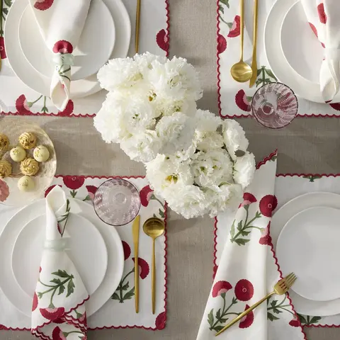 Gisele Tablecloth_ SCARLET