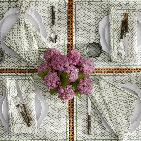 Laksha Placemat (4)_ CLOVER