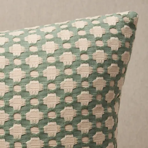 Betwixt Pillow_ WATER/IVORY