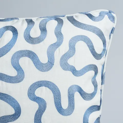 Riley Pillow_ NAVY ON IVORY