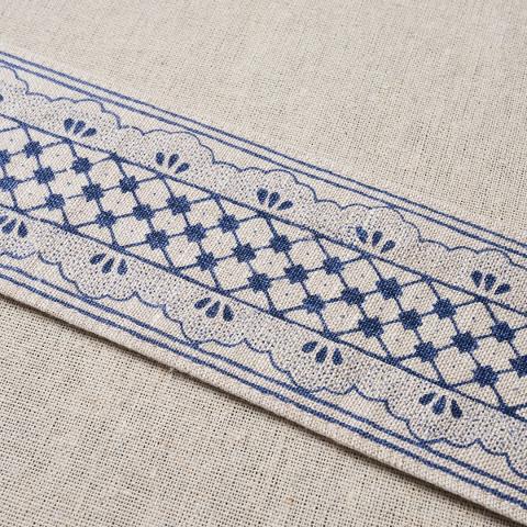 Davison Scalloped Tape