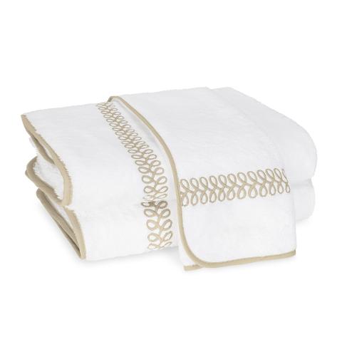 Astor Braid Bath