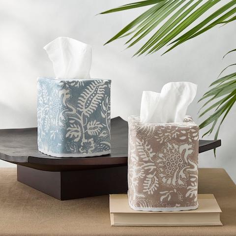Granada Tissue Box Cover
