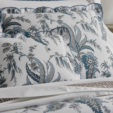 Apolline Duvet Cover