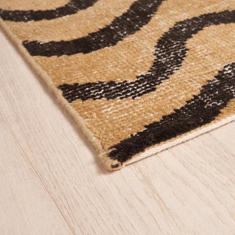 Zebre Hand-Knotted Rug