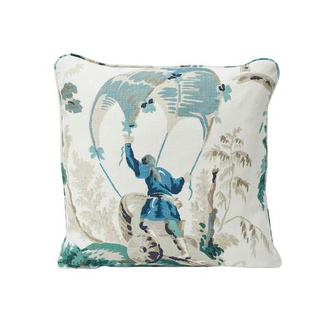 Plaisirs De La Chine Pillow