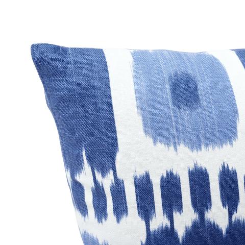 Kandira Pillow