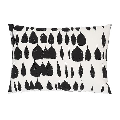 Queen Of Spain Pillow