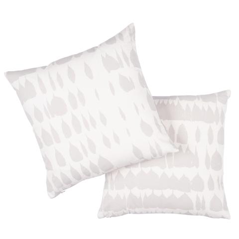 Queen Of Spain Pillow
