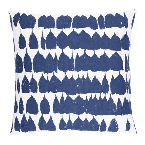Queen Of Spain Pillow