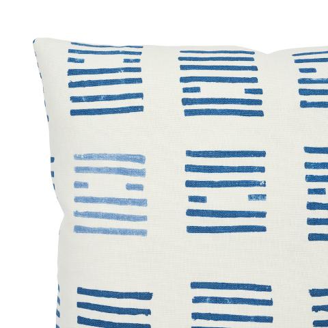 Tiasquam Pillow