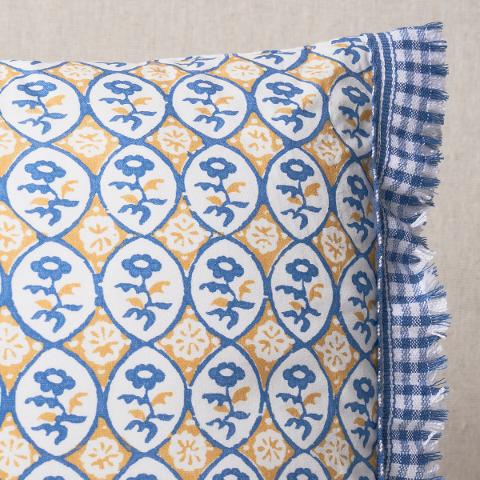 Josiane Floral Pillow