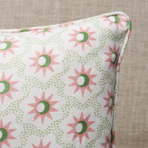 Lucie Pillow