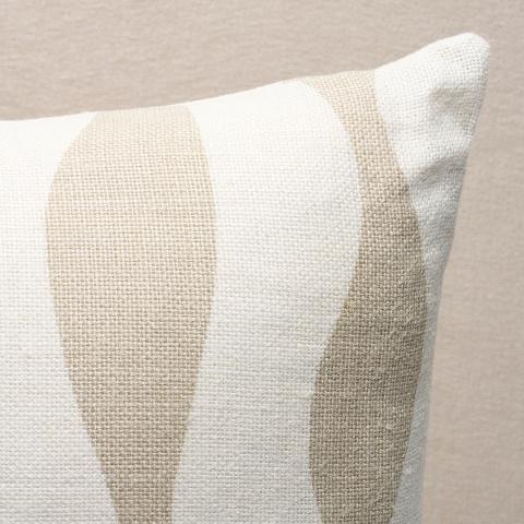 Ellsworth Pillow