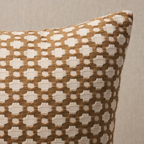 Betwixt Pillow