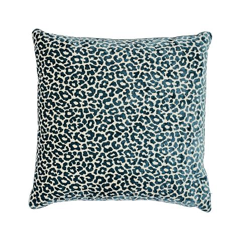 Madeleine Velvet Pillow