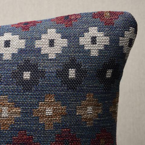 Ayumi Performance Pillow