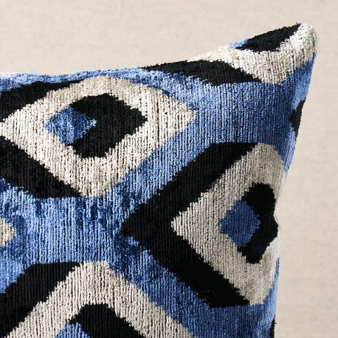 Mersin Silk Velvet Pillow