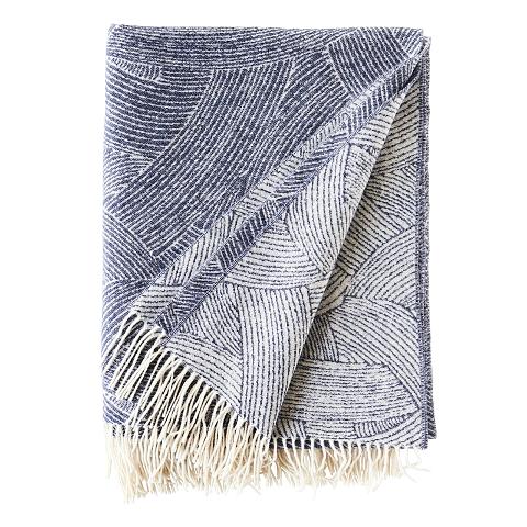 Tempesta Throw
